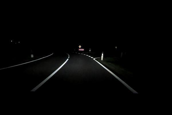 Die Nachtverkehrsschau in Fröndenberg ergab, dass das Straßennetz bei Dunkelheit sicher benutzt werden kann. 